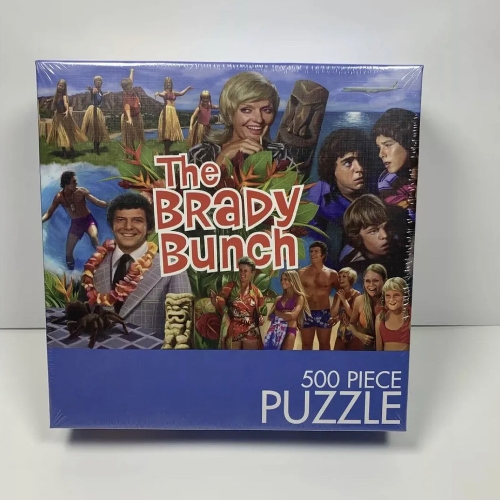 {The Brady Bunch} 500 Pc Jigsaw Puzzle Classic TV Show HAWAII BOUND 18x24 SEALED